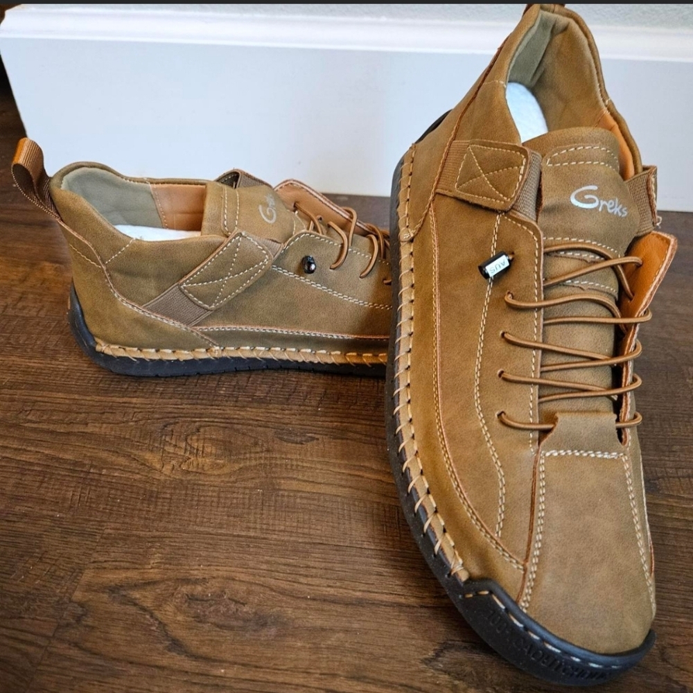 Men’s Tan Slip-On Loafers with Elastic Lacing
